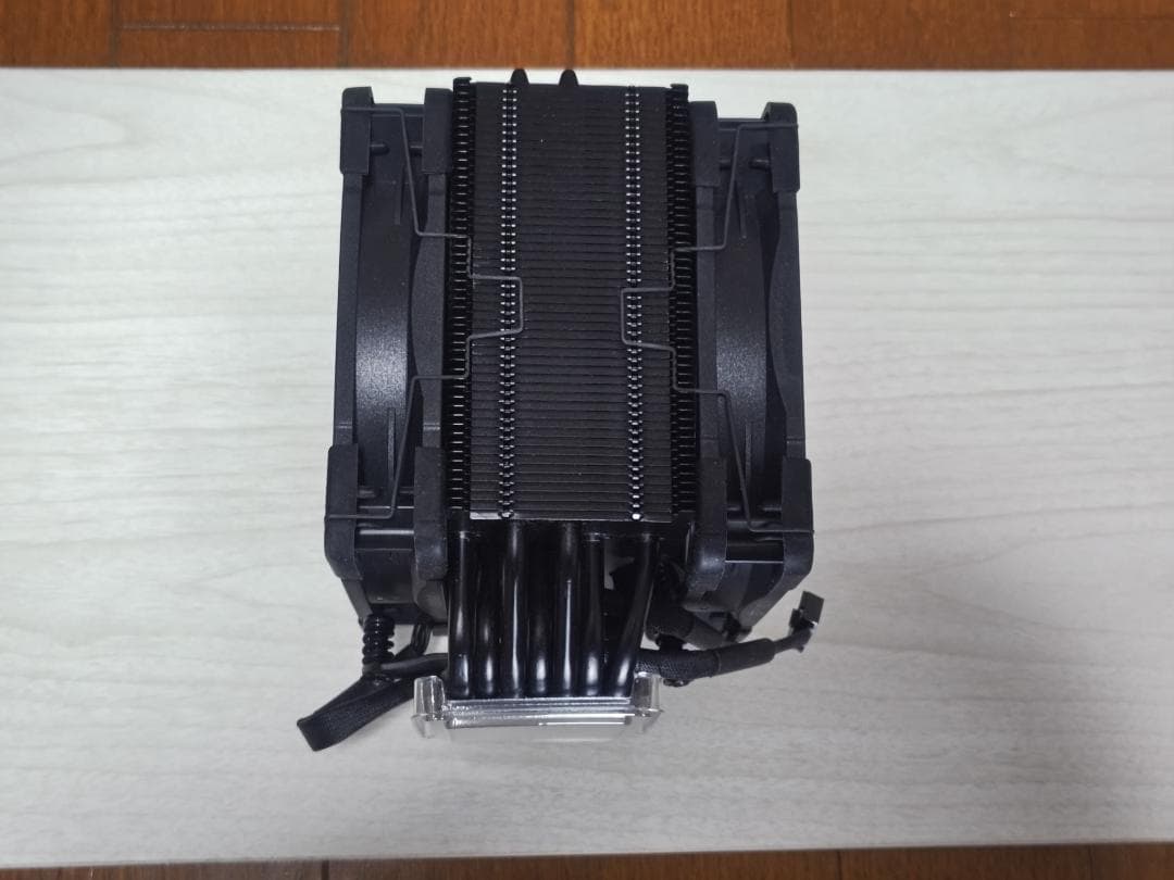 PC用ファン・クーラー NOCTUA NH-U12A chromax.black