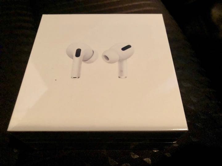 【即日発送】Apple Airpods pro 新品未使用 ワイヤレスイヤホン