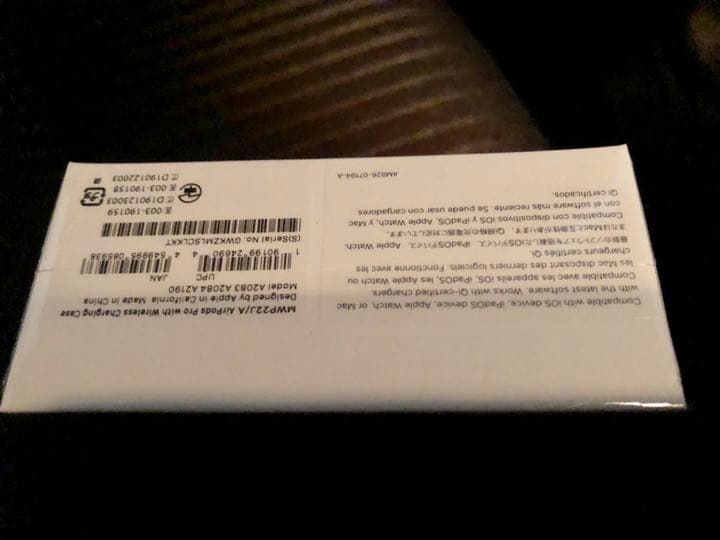 【即日発送】Apple Airpods pro 新品未使用 ワイヤレスイヤホン