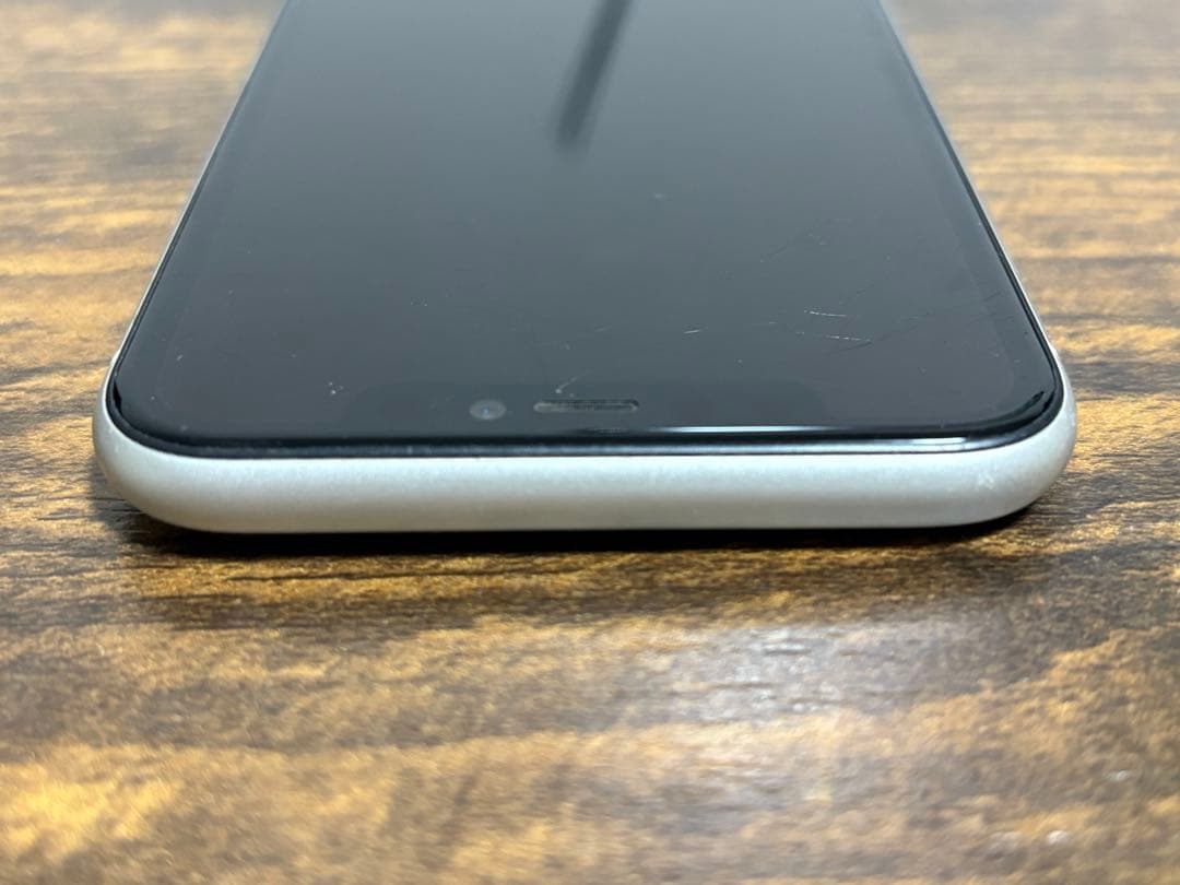 Apple iPhone 11 ホワイト 128g 本体