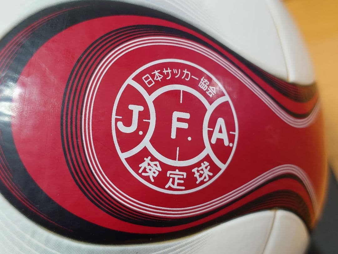 【Jリーグ実使用試合球】ヴィッセル神戸　大久保嘉人サイン入り　チームガイスト
