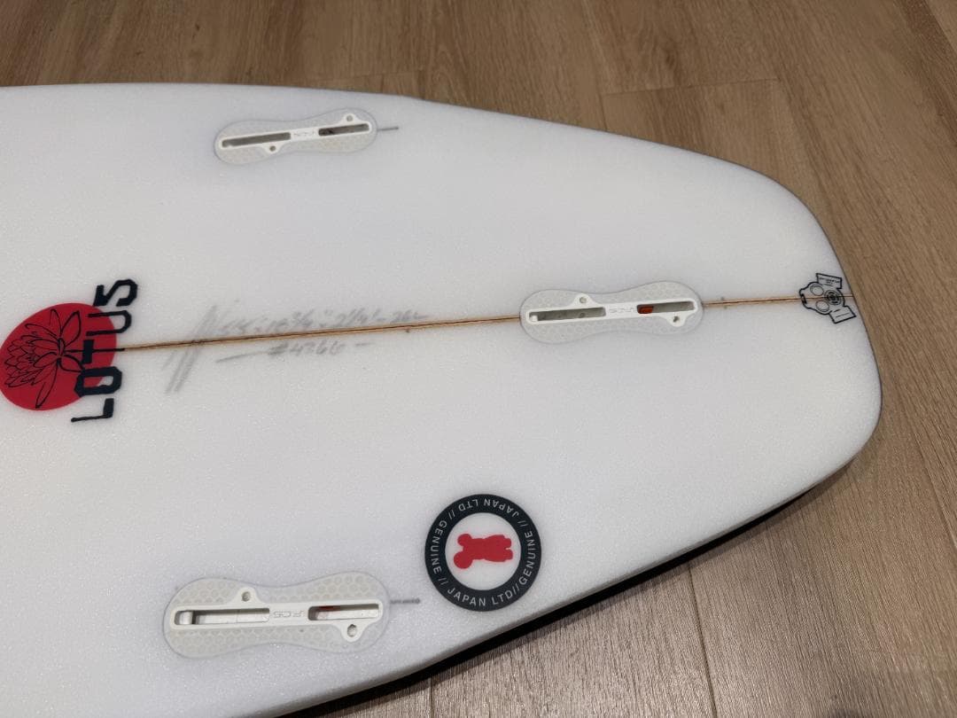 ACSOD LOTUS 5'5\" 26L 中古品