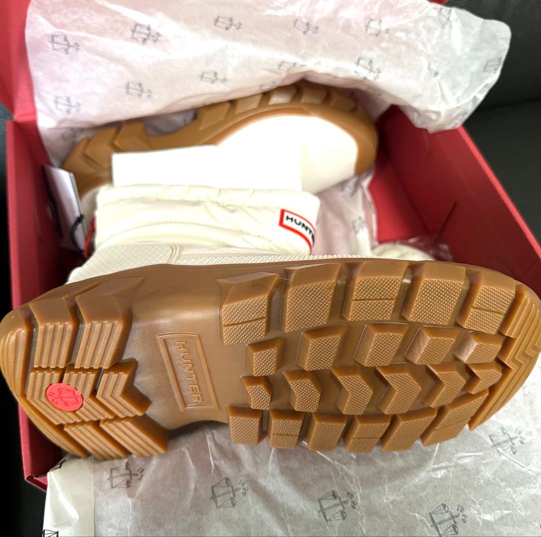 新品超人気 HUNTER スノーブーツ ショート (24cm、白) 防水防寒