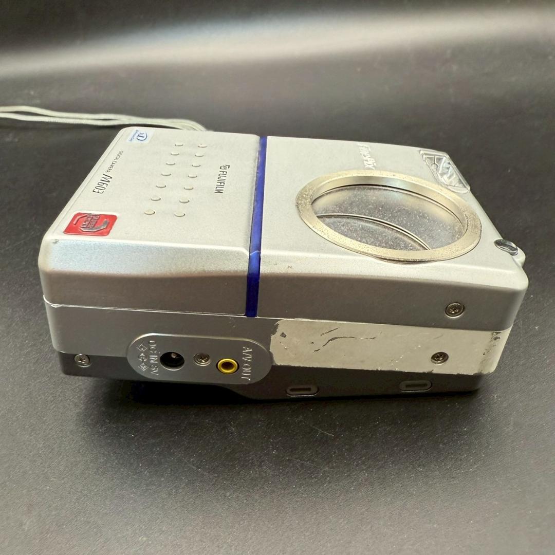 FUJIFILM フジフィルム FinePix M603 デジカメ