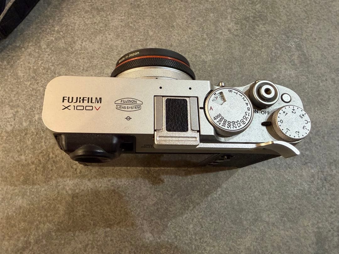 デジタルカメラ FUJIFILM X100V