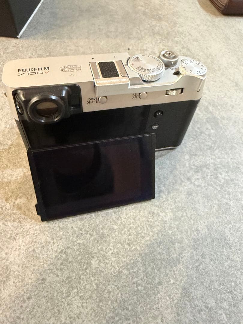 デジタルカメラ FUJIFILM X100V