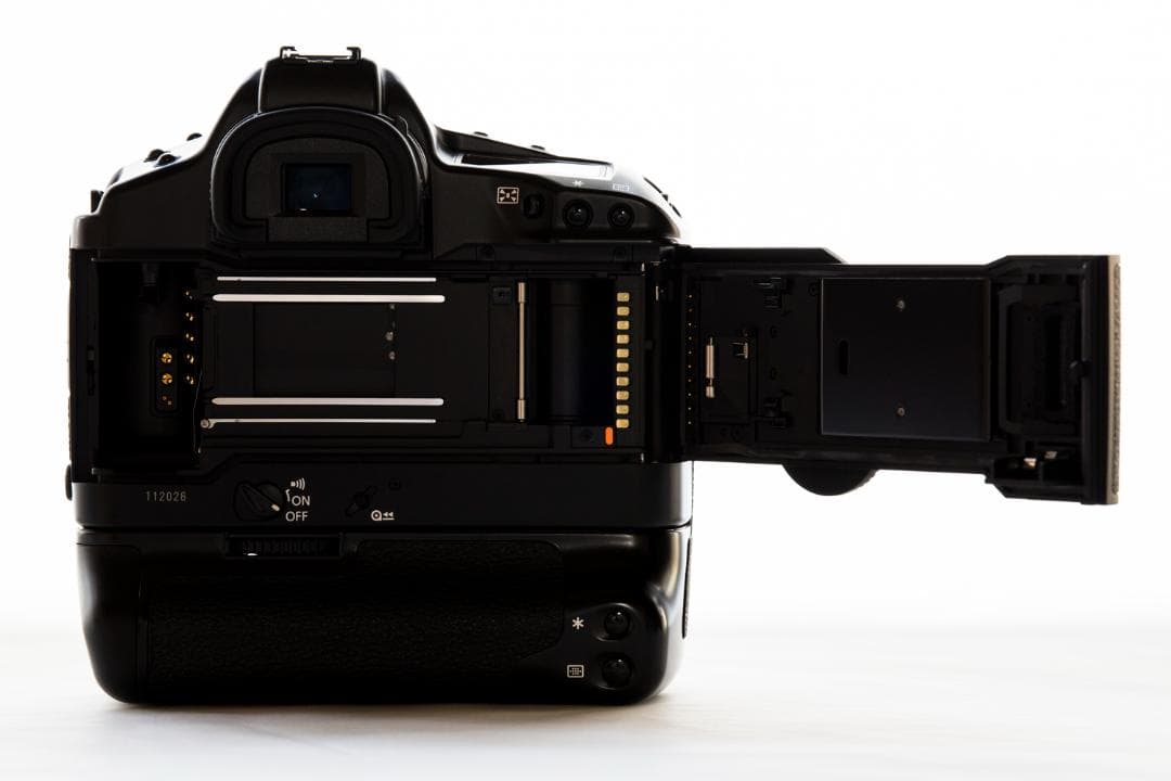 Canon キヤノン EOS-1V HS 　極上美品　フィルム交換53本