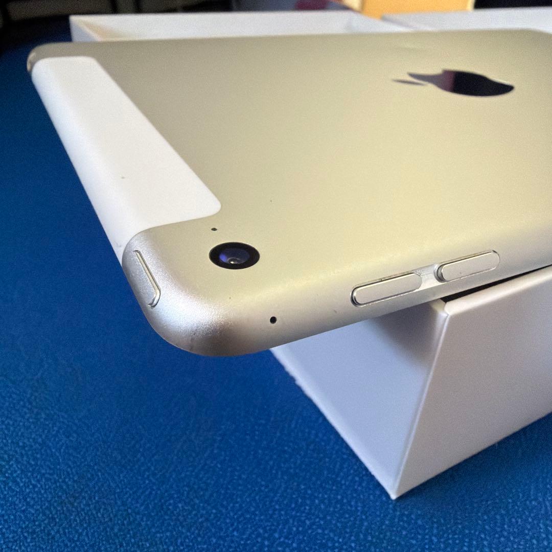 Apple iPad mini 4 シルバー 128GB Wi-Fi セルラー