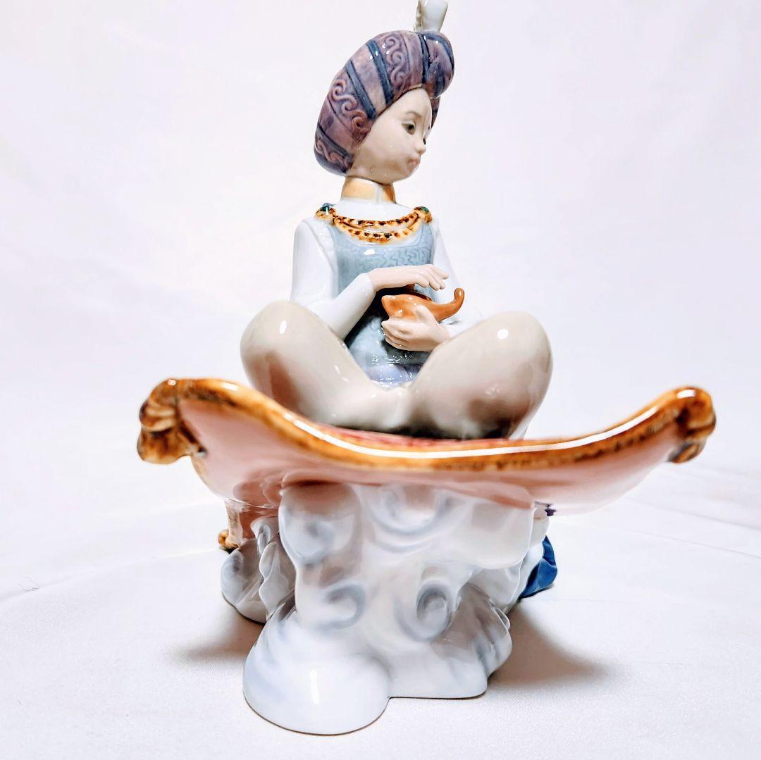 リヤドロ【美品・箱入】フィギュリン〘希少〙《アラジンと魔法のランプ》No8532