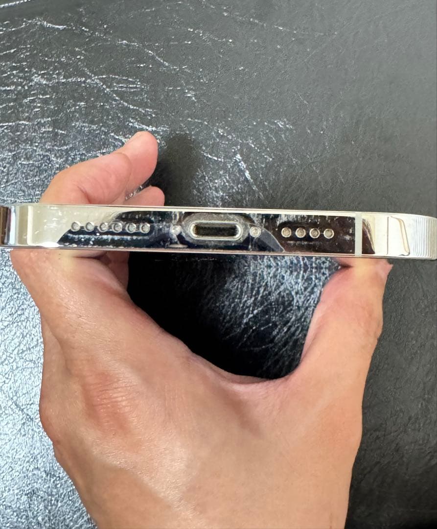 【美品】Apple iPhone 12 Pro Max 256GB シルバー