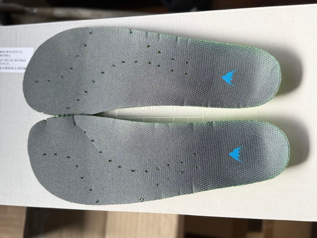 バートン　Burton スワス　スノーボード27.5 インソール新品　ブーツ