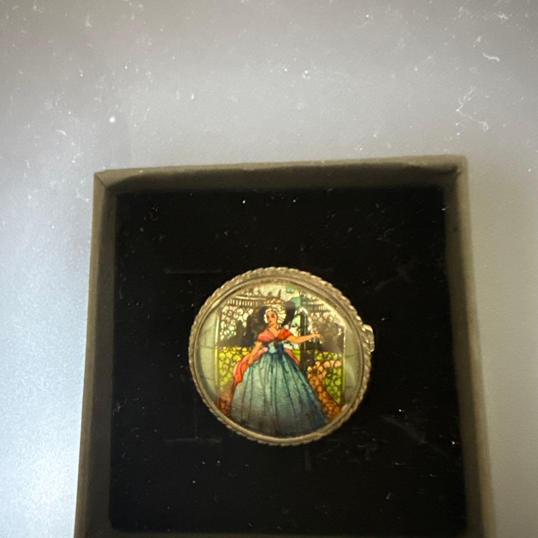 クリノリンレディ モルフォ蝶ブローチ