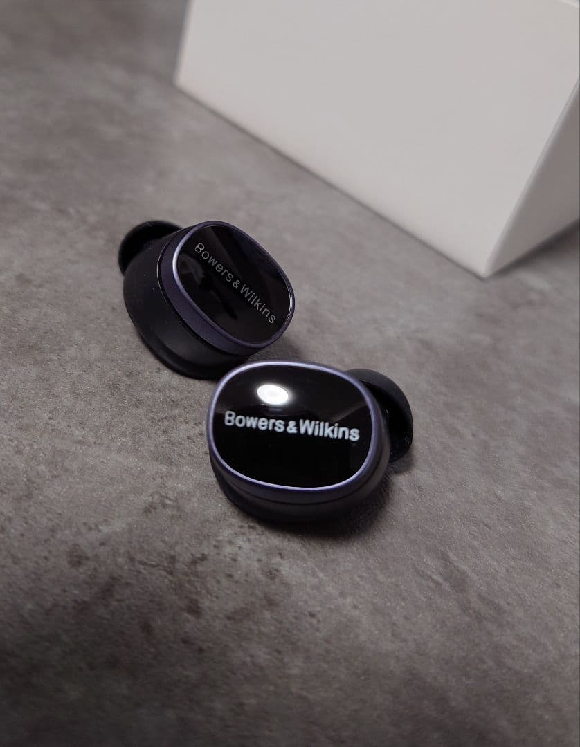 Bowers＆Wilkins／Pi8　完全ワイヤレスイヤホン