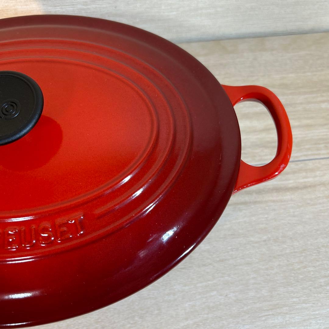 ルクルーゼ　ココットオーバル　25cm チェリーレッド　両手鍋　鍋