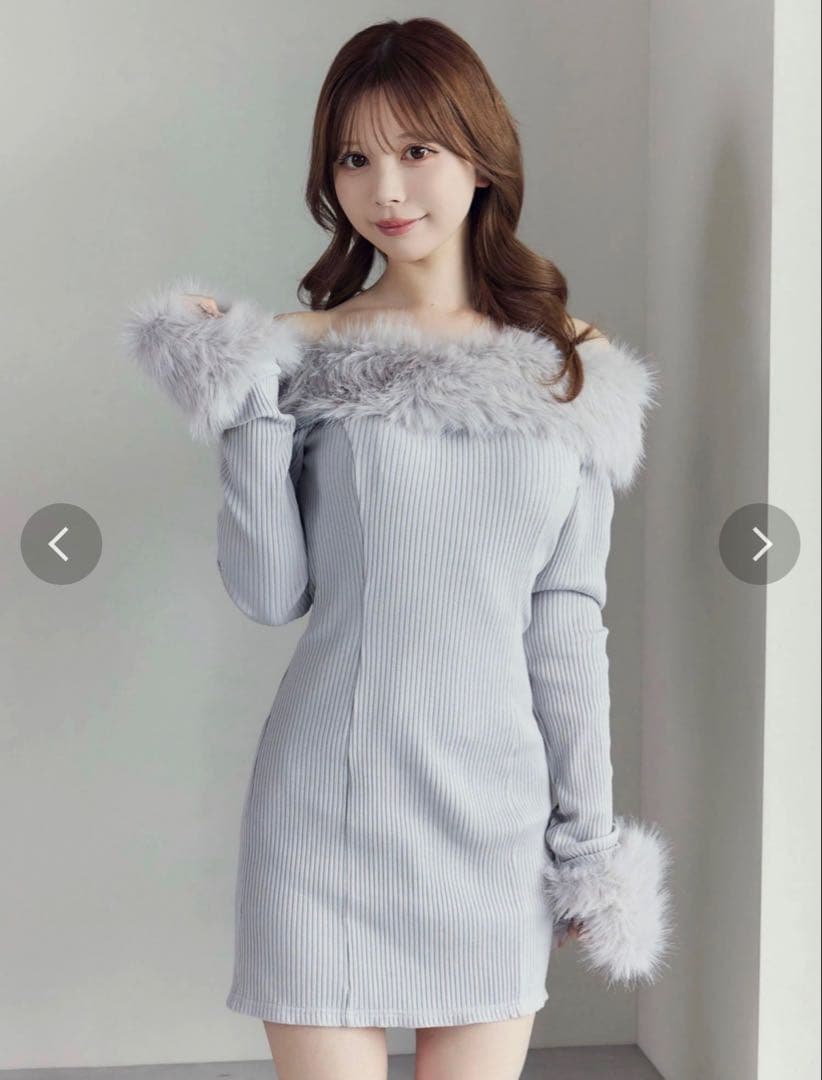 EATME イートミー　フェイクファーオフショルミニワンピース　グレー