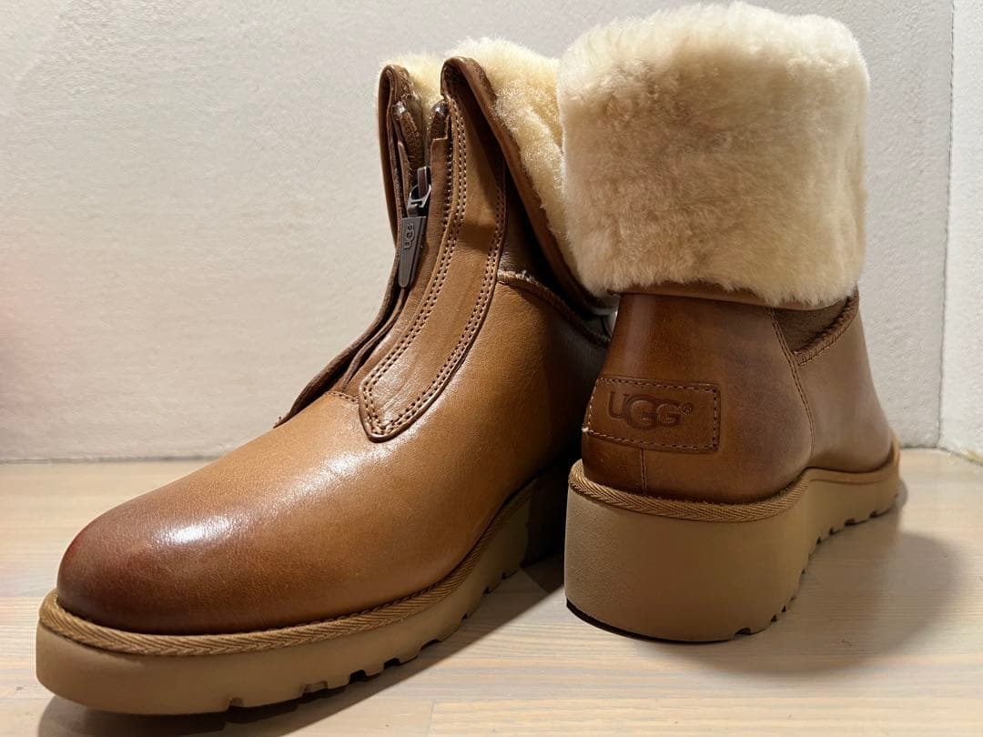 (美品) UGG アグ ジップアップ ムートンブーツ 24cm
