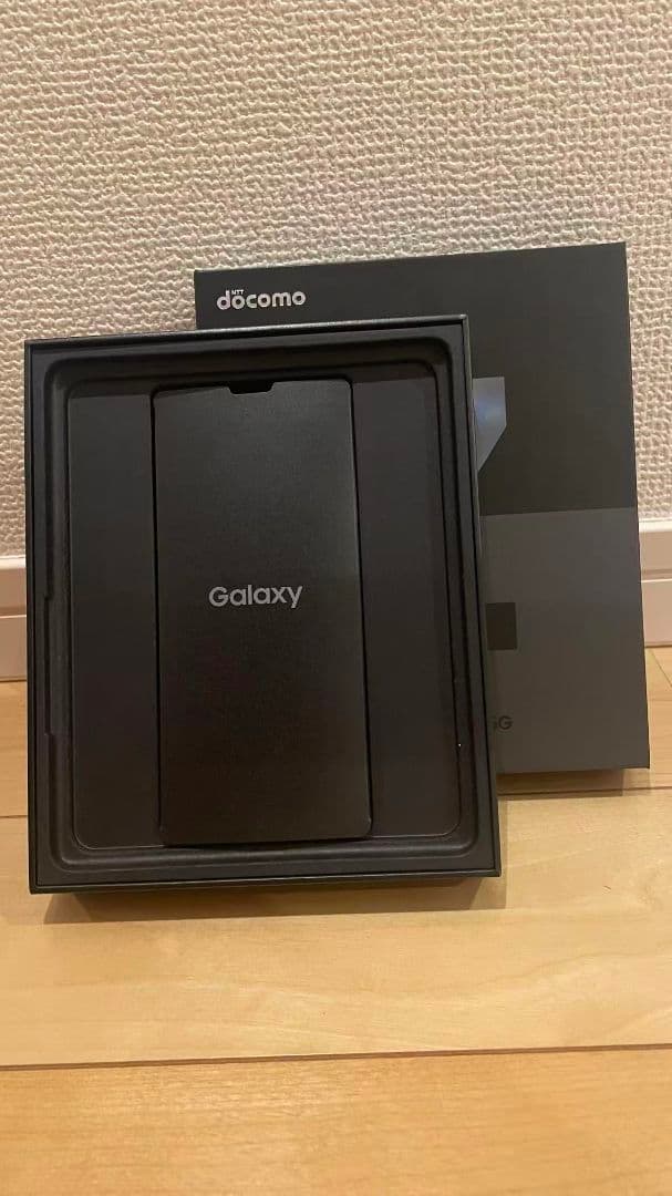Galaxy Z Fold3 5G docomo 本体【端末保証交換品】