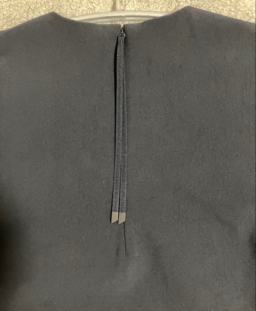 HYKE 長袖ブラウス　NAVY