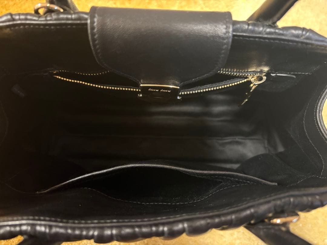 〈週末限定値下げ！〉MIU MIU マテラッセ 2WAY ギャランティカード付き