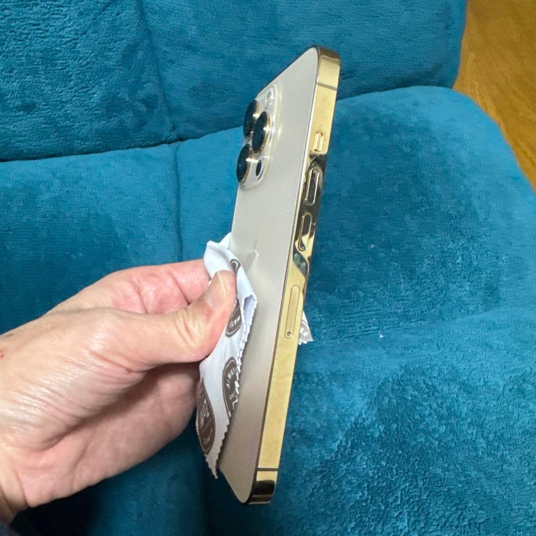 週末限定　Apple iPhone 13 Pro ゴールド 本体128GB