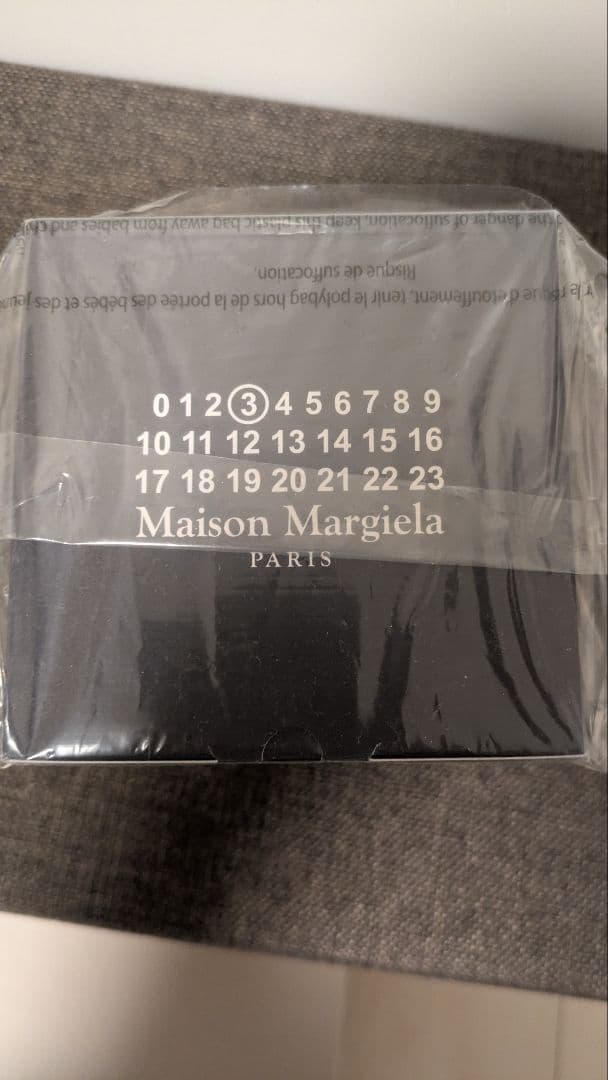 メゾンマルジェラ スノードーム グリッター グローブ ホリデー 限定 ノベルティ