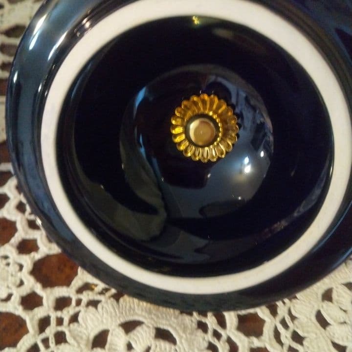 ✴激安！希少フランス製！飾り壺(ポプリ壺)新品未使用！