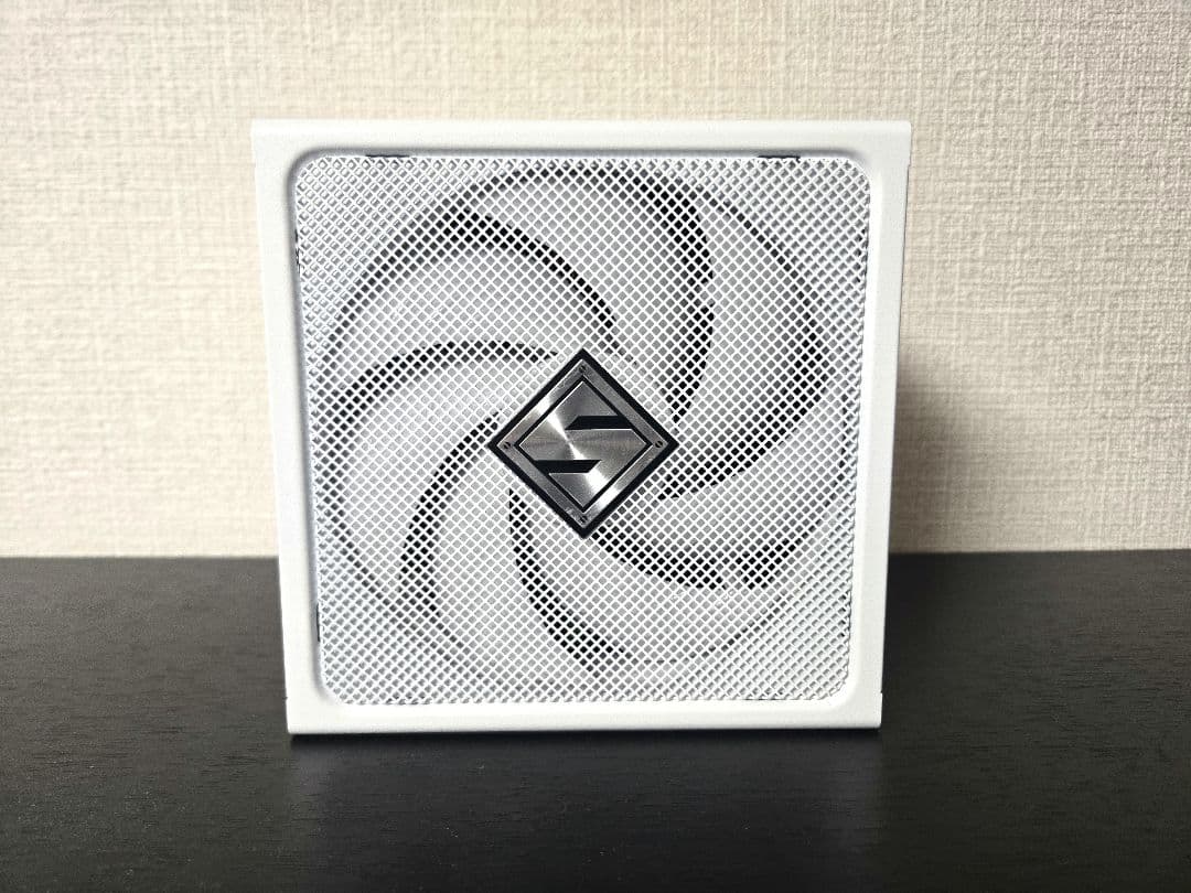 ASRock Steel Legend SL-1000GW 1000W電源 白色