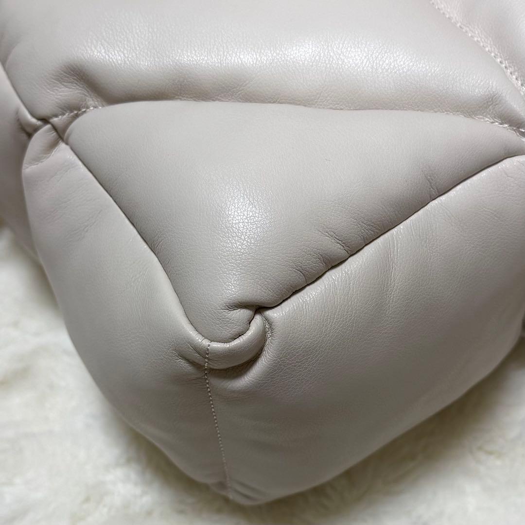 Glam Lips SMALL QUILTING レザー　ハンドバッグ　ホワイト