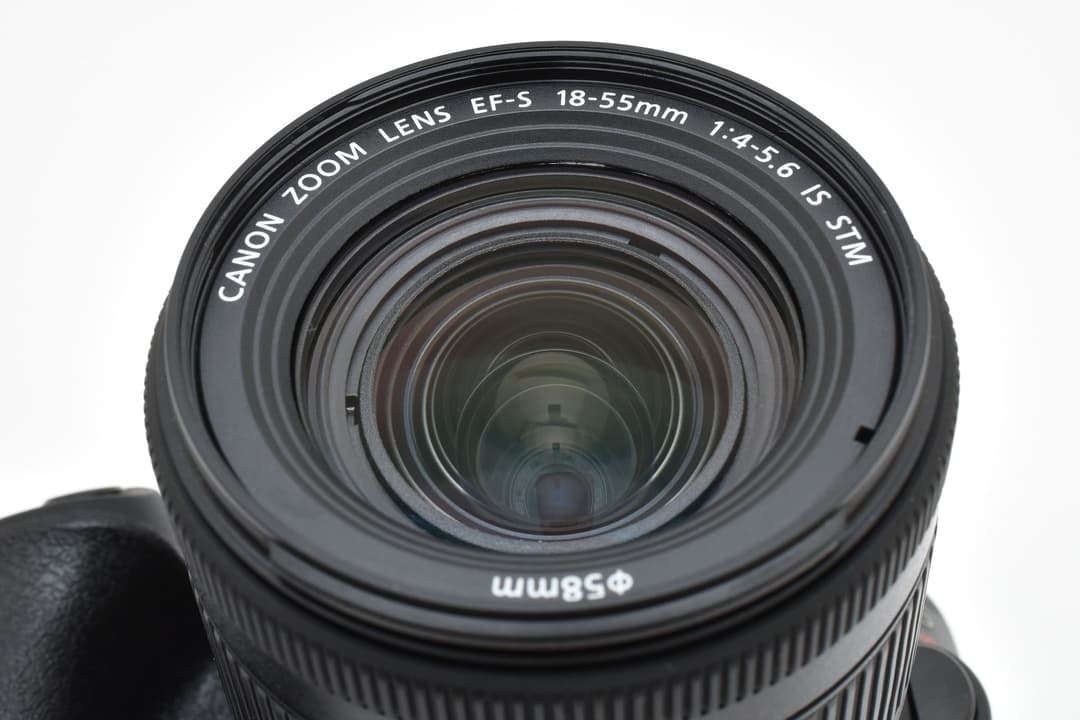 ほぼ未使用 Canon EOS Kiss X9 Wi-Fi搭載 元箱 #9035