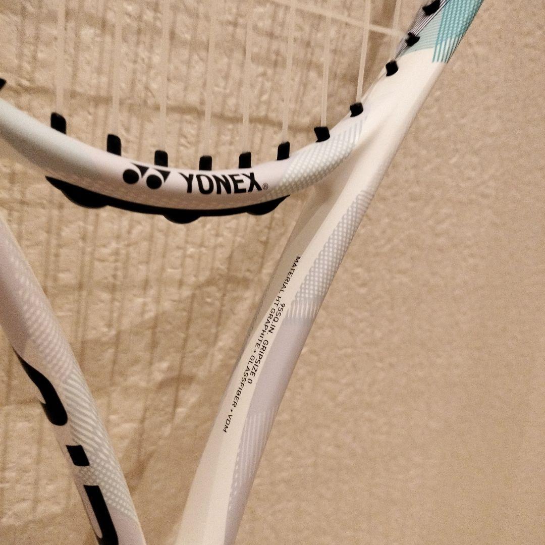 かりん　YONEX ラケット　ケース、ボール2個、テニスポンプ付き