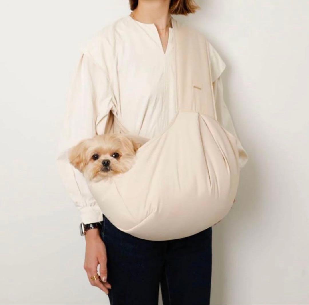 【monchéri】　モンシェリ キャリーバッグ　スリングタイプ　ベージュ