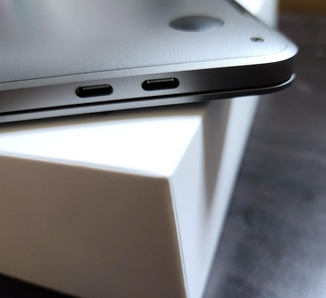 MacBook Pro 2020 M1 8GB MYD92J/A 箱付き