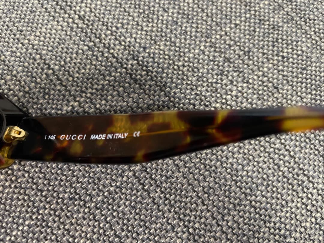 Gucci トータスシェル キャットアイサングラス