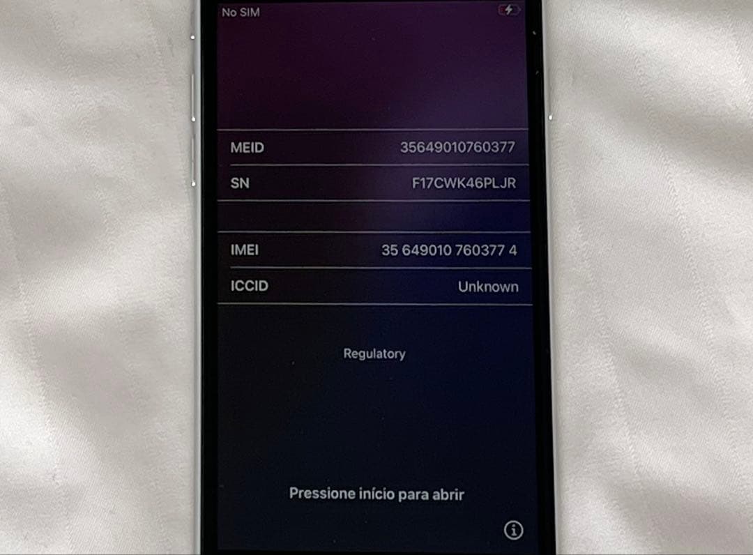 Apple iPhone SE2 64GB ホワイト SIMフリー