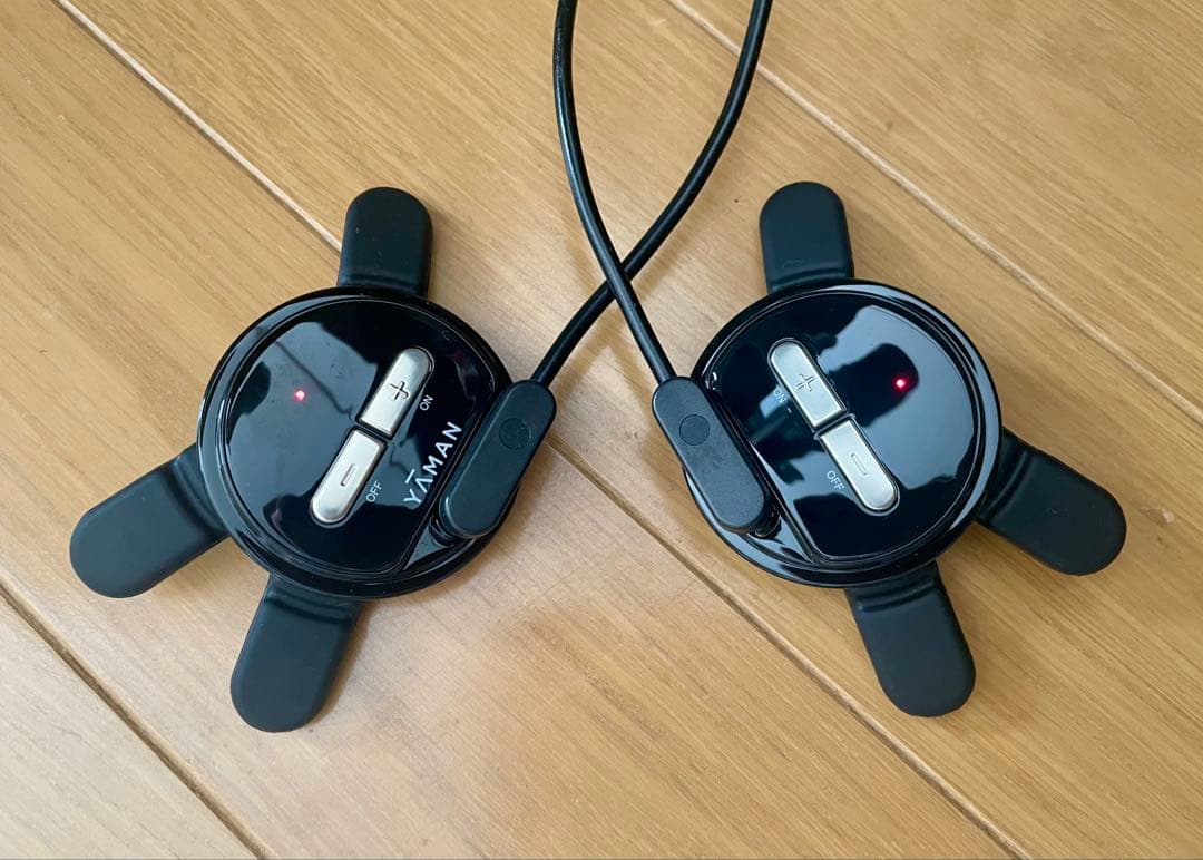 YAMAN MediLiftウェアラブルEMS美顔器メディリフトプラスEPM18