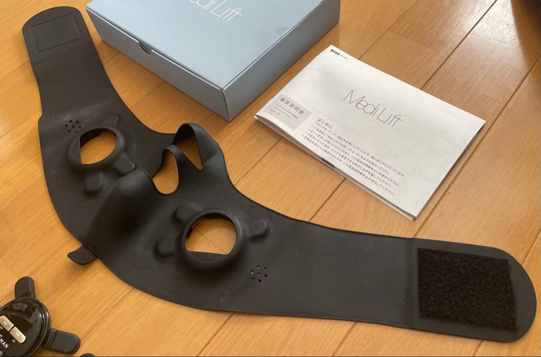 YAMAN MediLiftウェアラブルEMS美顔器メディリフトプラスEPM18