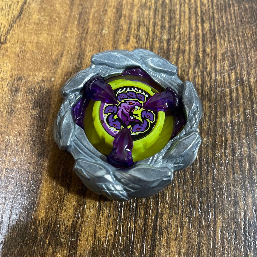 【限定新品ベイ】ベイブレードX オロチクラスタ6-60 J