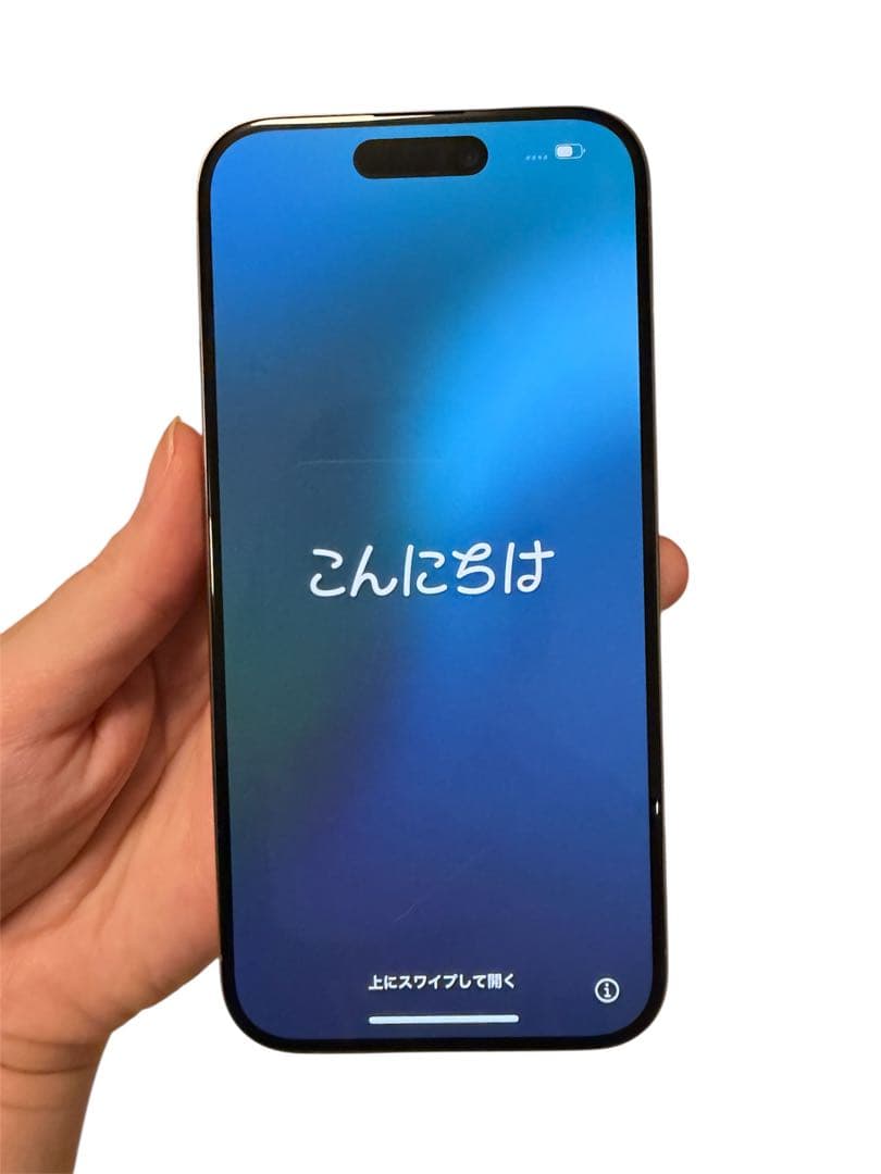 Apple iPhone 15Pro 本体 未使用画面とカメラの保護シート付き