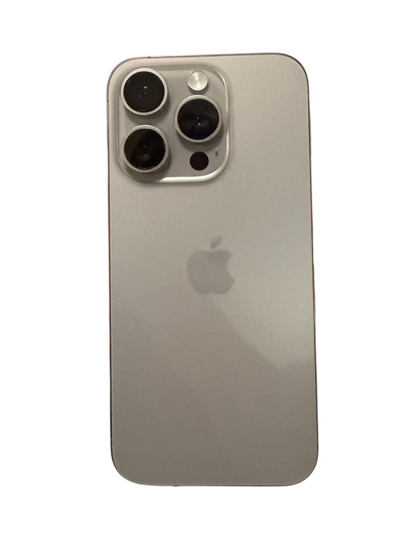 Apple iPhone 15Pro 本体 未使用画面とカメラの保護シート付き