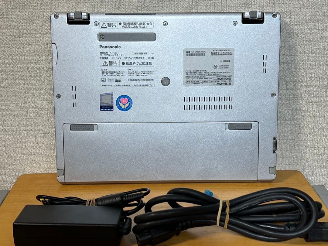 レッツノートQV9 i5 16G/256GB/Office2024