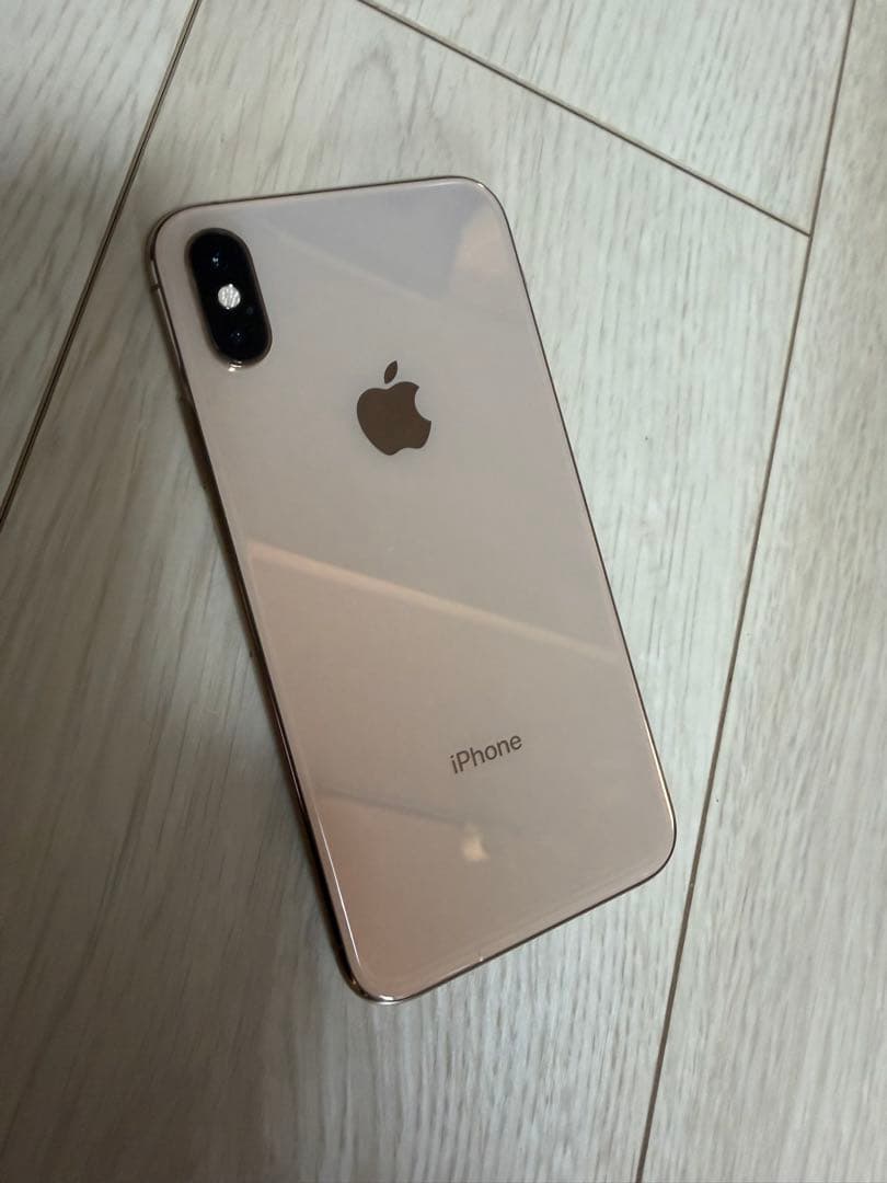 iPhone XS SIMフリー　64GB 美品