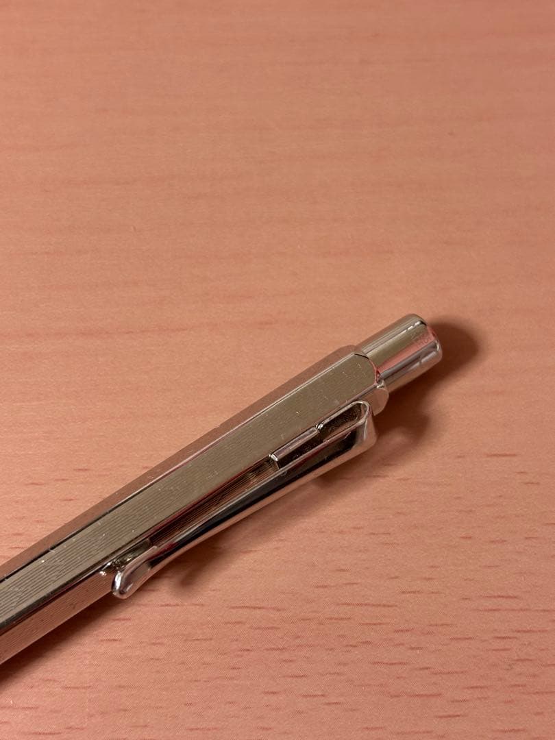 カランダッシュ　エクリドールシェブロン