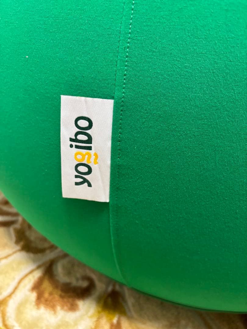 yogibo drop(洗い替えの赤いカバー付き)