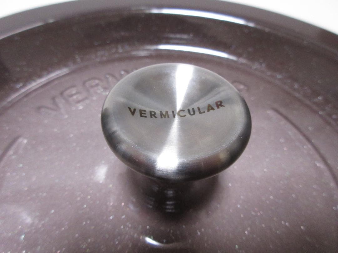 【極美品】VERMICULAR バーミキュラ 鋳物ホーロー鍋 26cm