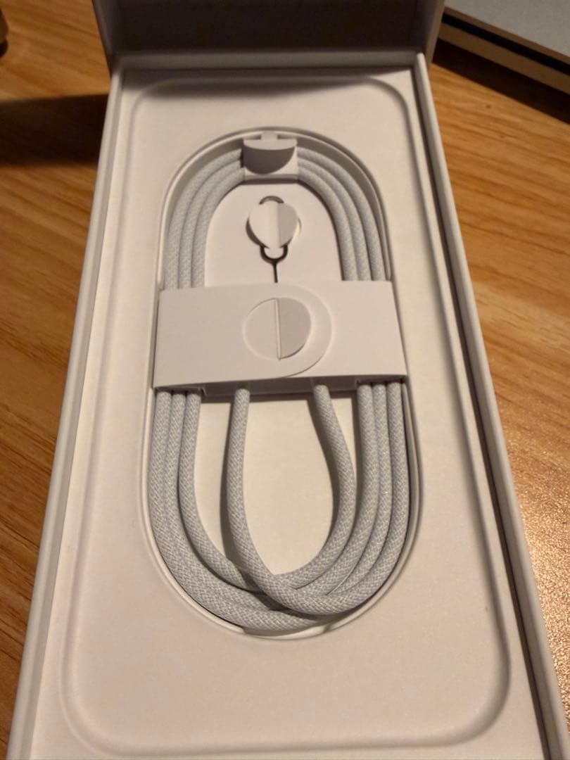 iPhone 16 Pro Max 256G ナチュラルチタニウム