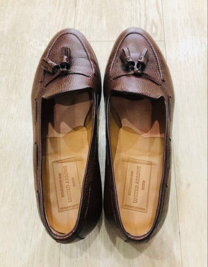 ブラウンレザー タッセルローファー