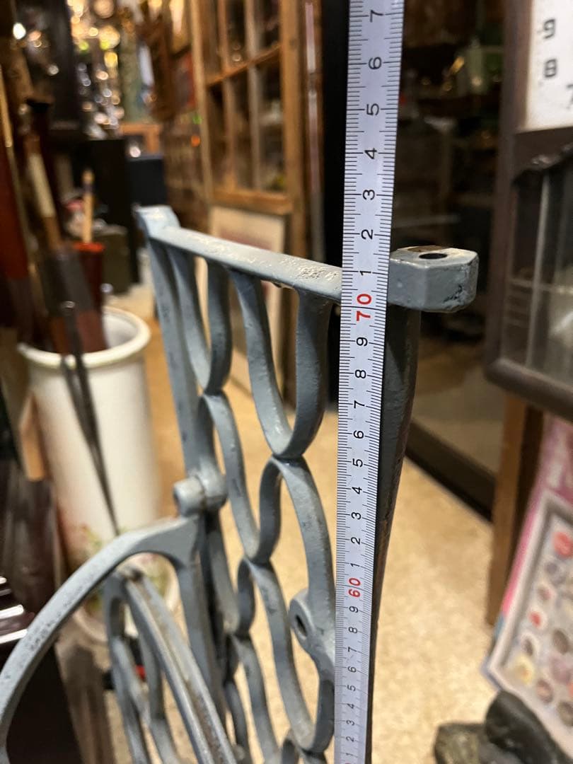 トロルの足跡です 網目ミシン脚、 ミシン脚、シグナルミシンの脚