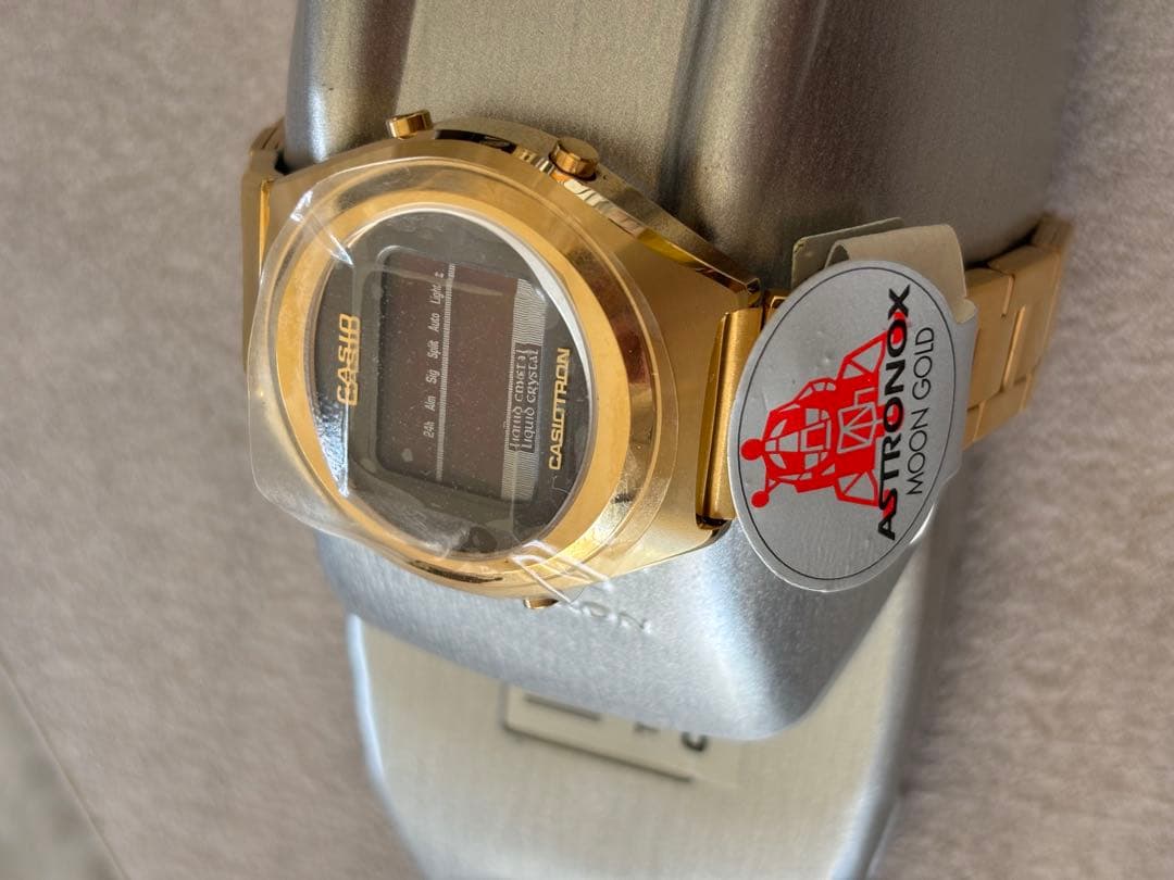 未使用 CASIOTRON ASTRONOX ムーンゴールド カシオトロン