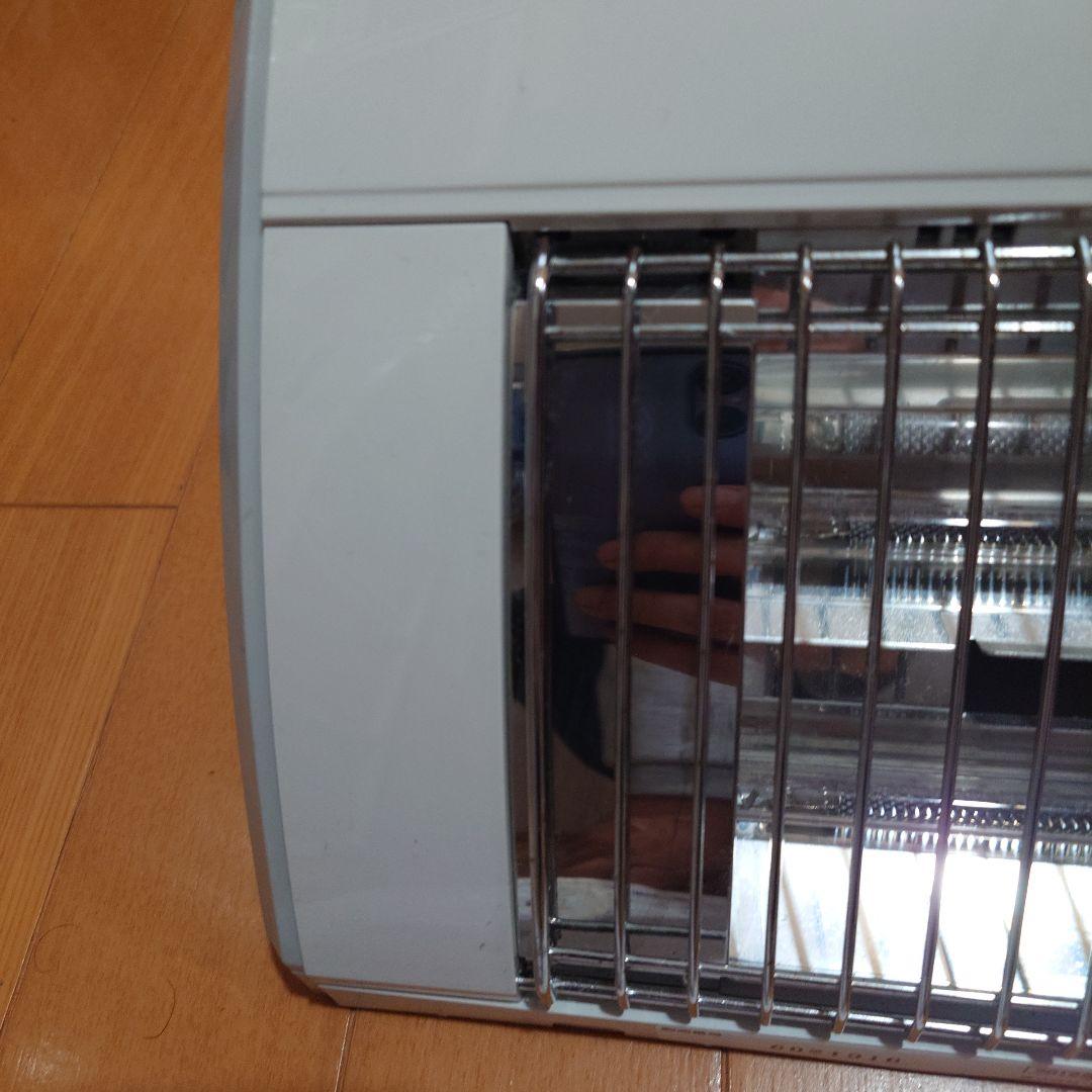 コロナ　CORONA 壁掛型遠赤外線暖房機