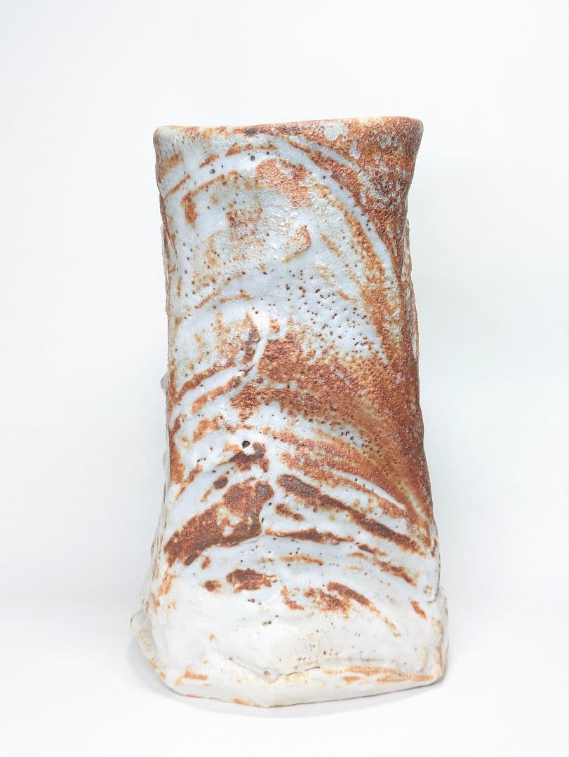 加藤豊久(土代久) 作 志野 花入 高さ約26.5cm
